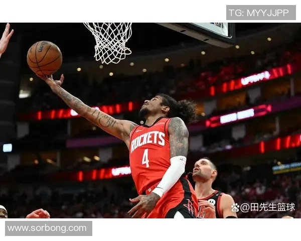 火箭队遭遇三连败，季后赛前景堪忧：危机时刻如何自救？